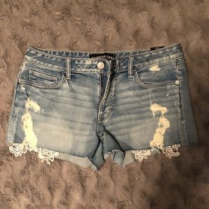 Express Lace Detail Short